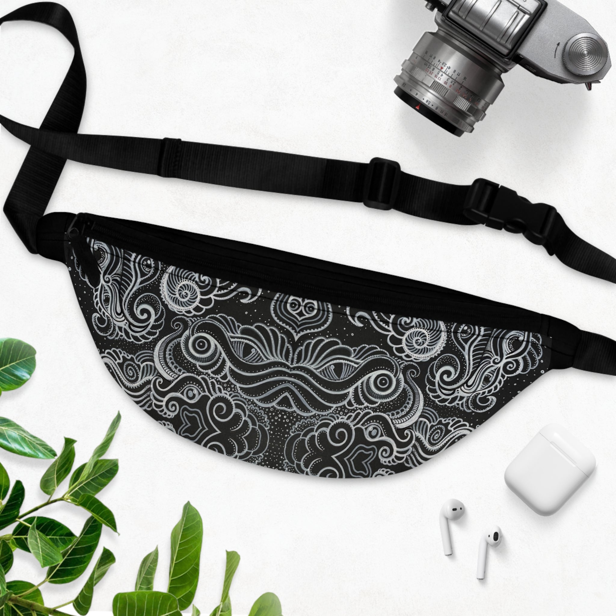 Paisley Swirl Fanny Pack — Black & Grey Boho Waist Bag #fpg345